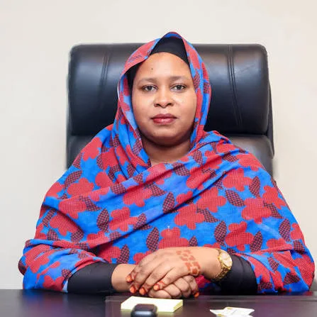Portrait de Fatime Aldjine Garfa, Ministre Déléguée auprès du Ministère des Affaires Étrangères, chargée de l'Intégration Africaine et des Tchadiens de l'Étranger