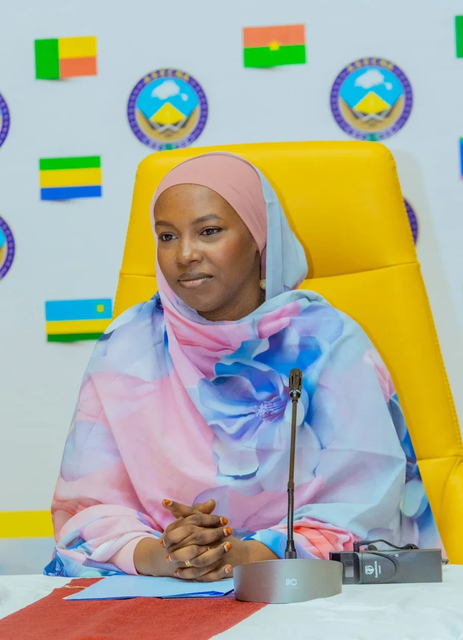 Portrait de Fatime Goukouni Weddeye, Ministre des Transports, de l'Aviation Civile et de la Météorologie Nationale