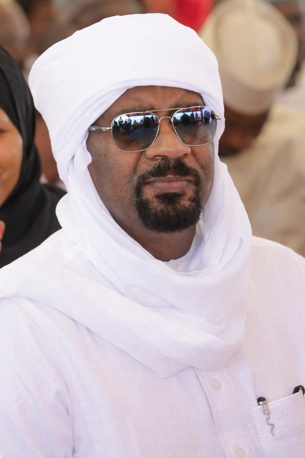 Portrait officiel du Ministre de la Sécurité Publique et de l’Immigration - Photo 19