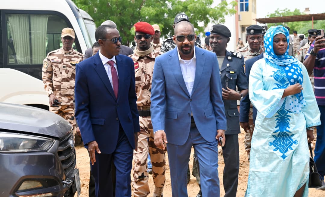 Déplacement officiel du Ministre avec la délégation gouvernementale - Photo 1